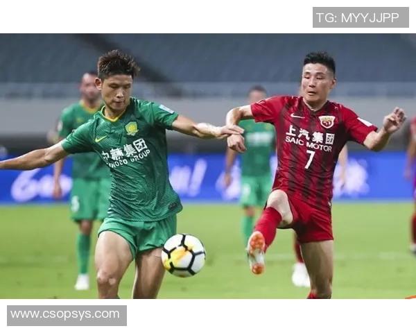 2013年中超联赛精彩对决恒大与国安的巅峰之战回顾与分析